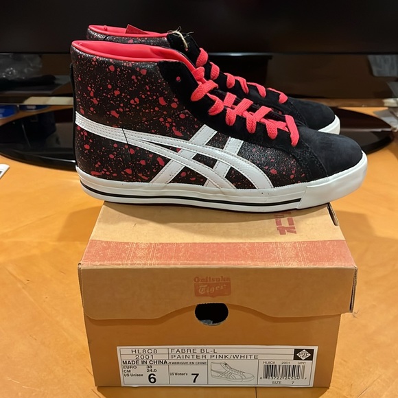 Brand new pair of women’s onitsuka tiger - Picture 3 of 6